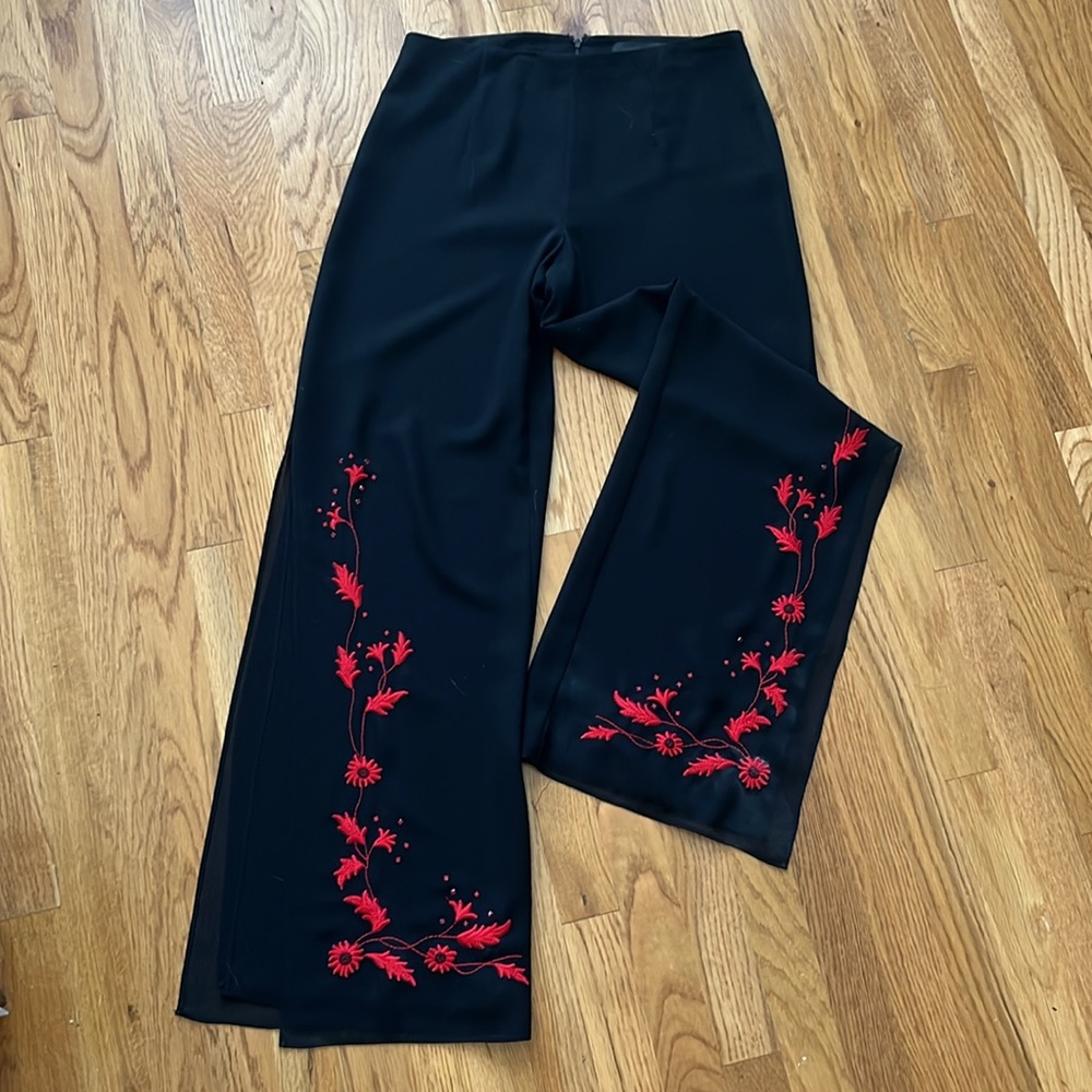 [10] JS Boutique embroidered pants